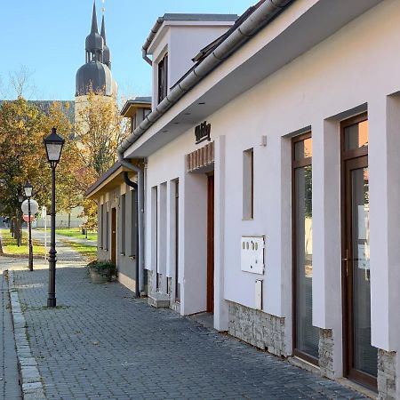 Penzion Holiday Trnava Esterno foto